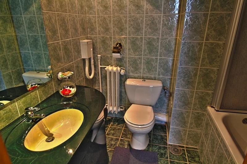 Hotel Star Pitesti Ruang foto