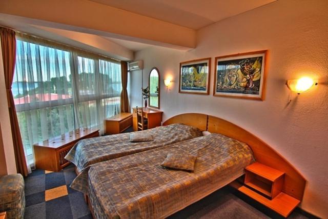 Hotel Star Pitesti Ruang foto